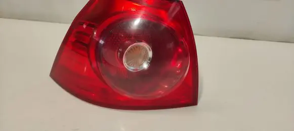 Volkswagen Golf V Rear/tail lights 1K6945095N
