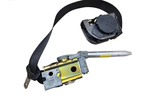 BMW 7 E65 E66 Rear seatbelt 33018571 00063774