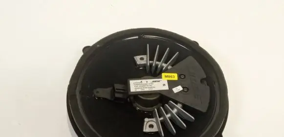 Maserati Quattroporte Subwoofer speaker 447062 M863