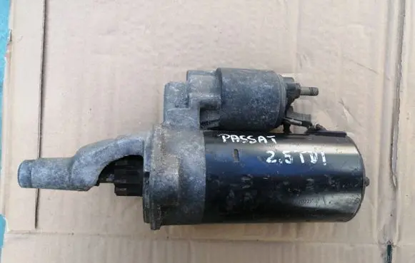 Volkswagen PASSAT B5.5 Starter motor 059911023H 122907
