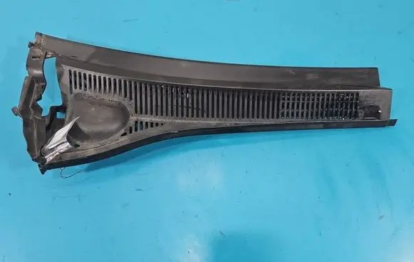 Suzuki SX4 Wiper trim 7233180J1R IMPRK1548700