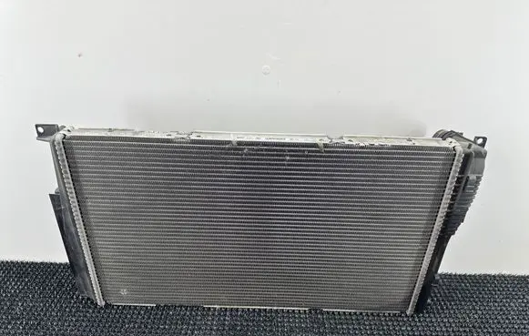 BMW 1 F20 F21 Coolant radiator 7600516 15272311