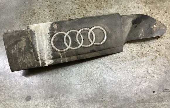Audi A8 S8 D3 4E Engine cover (trim) 077103926E