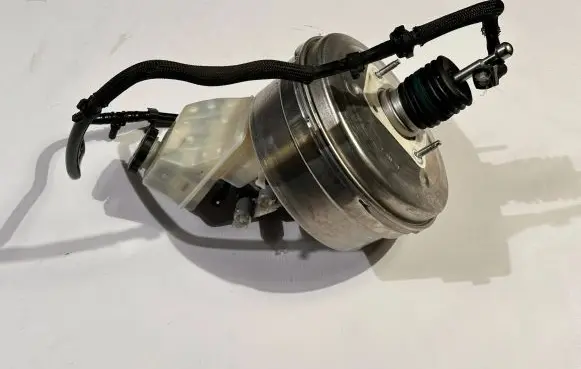 Chevrolet Camaro Brake booster 23337123