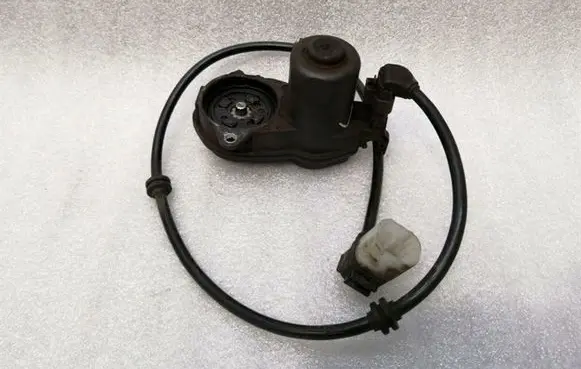 Mercedes-Benz GLS X166 Hand brake/parking brake motor A1669065401