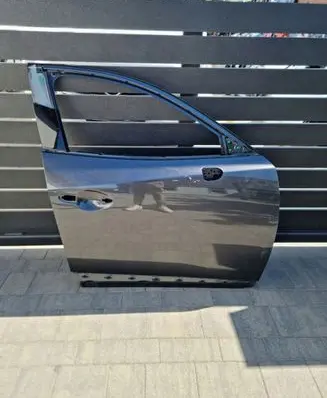 Mazda CX-3 Front door