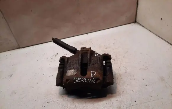 Citroen Berlingo Front brake caliper Y01132