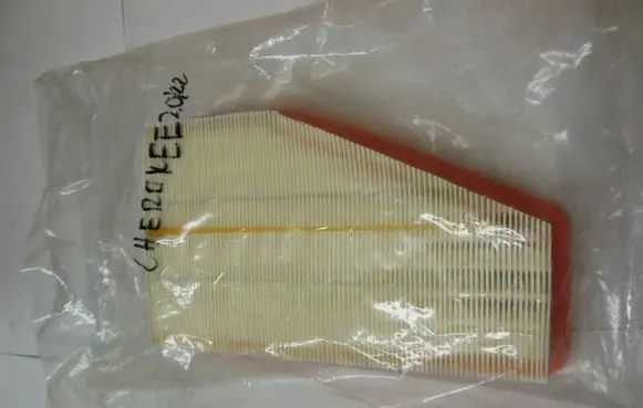 Jeep Cherokee Air filter 68245310AA