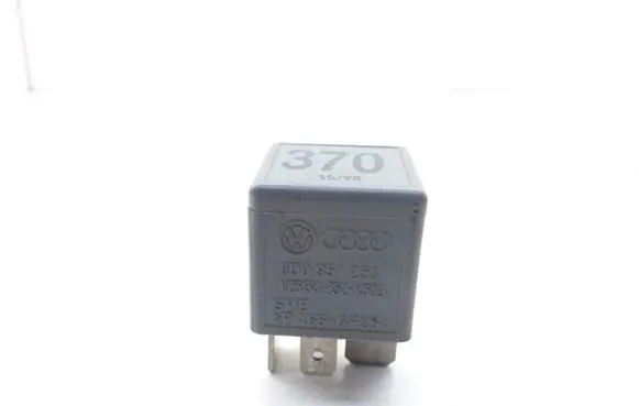 Audi A6 S6 C5 4B Other relay 8D0951253 V23134J52X300