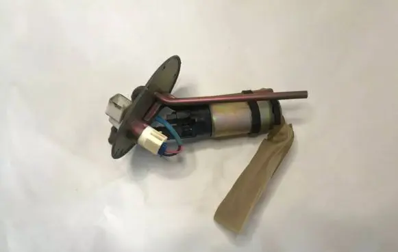 Mazda 626 Fuel level sensor KL22