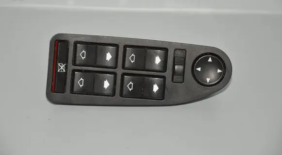 BMW 5 E39 Electric window control switch 6907110