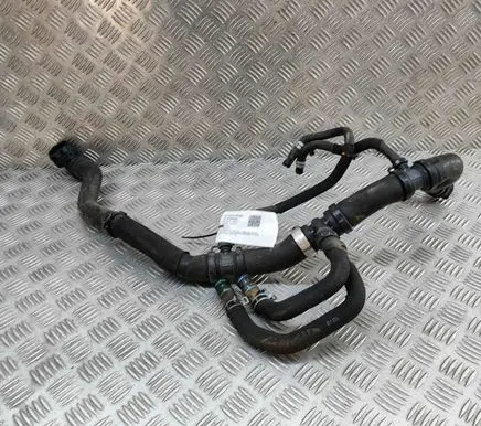 Peugeot 5008 II Engine coolant pipe/hose 9845755280