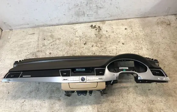 Audi A8 S8 D4 4H Dashboard 