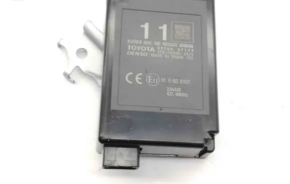 Toyota Auris E180 Other devices 8976002111