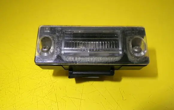 Audi A4 S4 B5 8D Number plate light 8D0943021