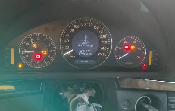Mercedes-Benz CLK A209 C209 Speedometer (instrument cluster) A2095404211 001195