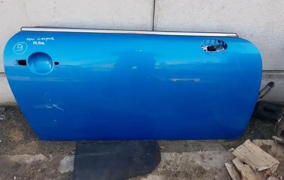 Mini One - Cooper Clubman R55 Front door