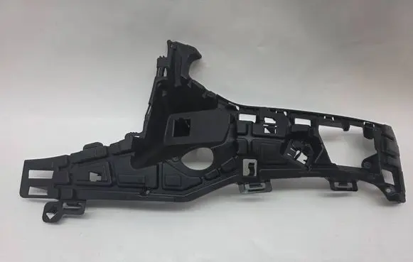 Volvo S90, V90 Front bumper mounting bracket 31383237