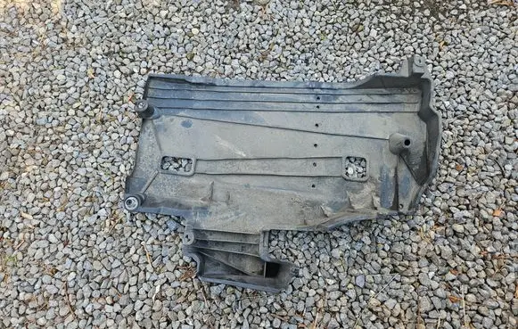 Toyota Prius (XW50) Pickup box liner 57628-47020