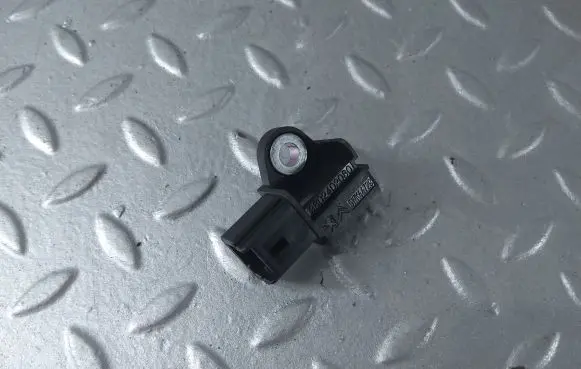 Citroen DS5 Airbag deployment crash/impact sensor 9802402080