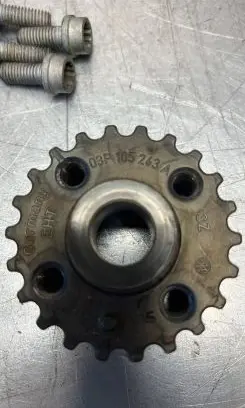Volkswagen Crafter Crankshaft gear 03p105263a