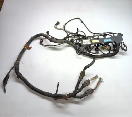 Mitsubishi Canter Engine installation wiring loom