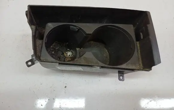 Volvo S60 Cup holder 8650456