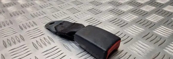 Citroen C3 Rear seatbelt buckle 33015510 011902