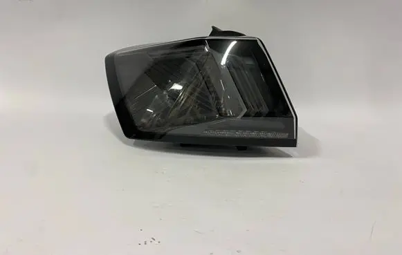 Peugeot 3008 II Rear/tail lights 9836231280 82140101