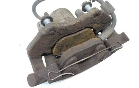 Ford Kuga I Front brake caliper