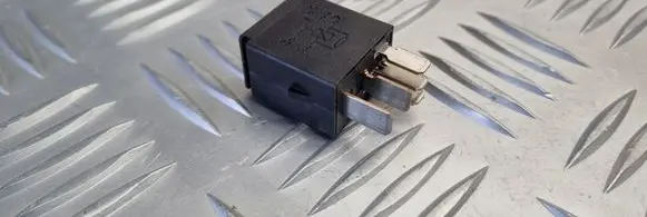 Nissan Almera N16 Other relay 252309F905 4RD00781404