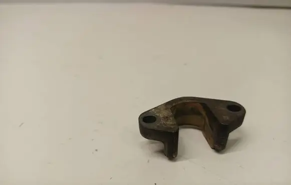 BMW X5 E53 Fuel Injector clamp holder 