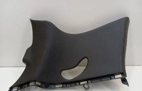 Nissan Juke I F15 (D)pillar trim (top) 769351KB0A