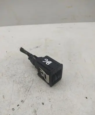 Volkswagen PASSAT B6 Headlight level height control switch
