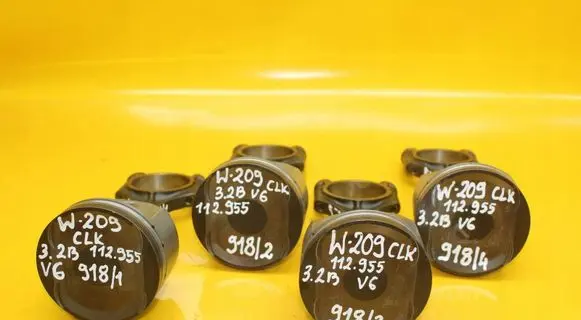 Mercedes-Benz CLK A209 C209 Piston with connecting rod 9044R0