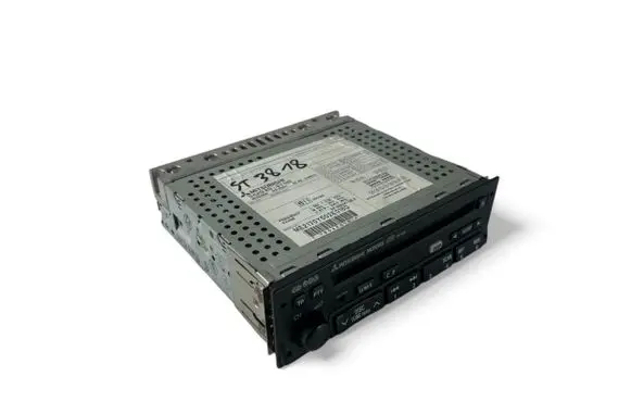 Mitsubishi Space Wagon Radio/CD/DVD/GPS head unit MZ594636