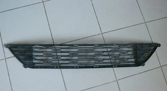 KIA Ceed Front bumper lower grill 865221H500