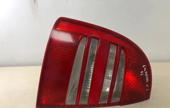 Skoda Superb B5 (3U) Rear/tail lights 3U5945111