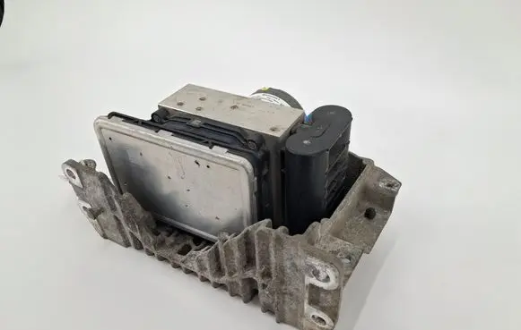 Ram 1500 Air suspension compressor/pump 68496113AB