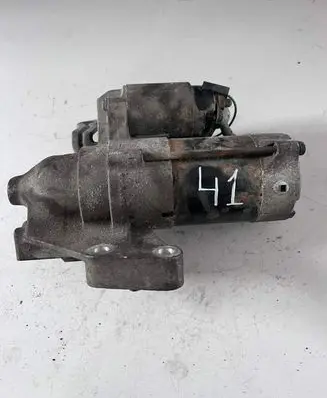Volkswagen PASSAT B6 Starter motor M001T93071