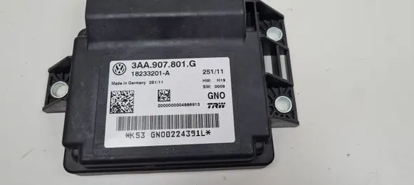 Volkswagen PASSAT B7 Hand brake control module 3AA907801G 18233201A