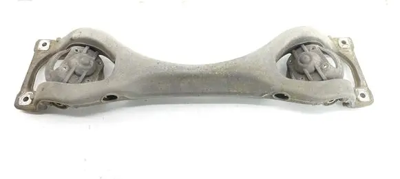 Audi Q7 4L Rear subframe 7l8512369