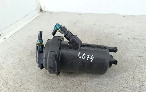 Opel Astra H Fuel filter housing 