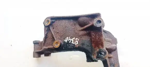 Volkswagen Transporter - Caravelle T4 Engine mounting bracket 066903145P