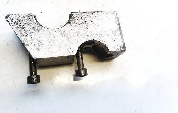 Volkswagen PASSAT B6 Camshaft holder 