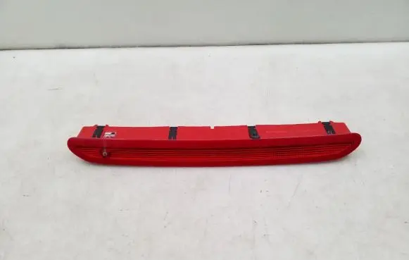 Volkswagen Touran III Third/center stoplight 1T0945087B