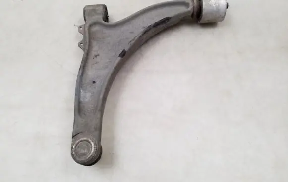 Opel Insignia A Front lower control arm/wishbone