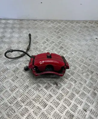 Volkswagen Golf VIII Front brake caliper 6799G