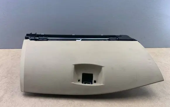 BMW 5 E60 E61 Glove box 7034080 51167034080 51167063451