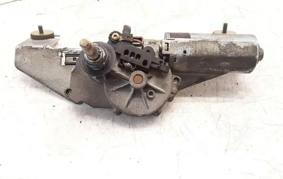 Volvo S40, V40 Rear window wiper motor 0390201529